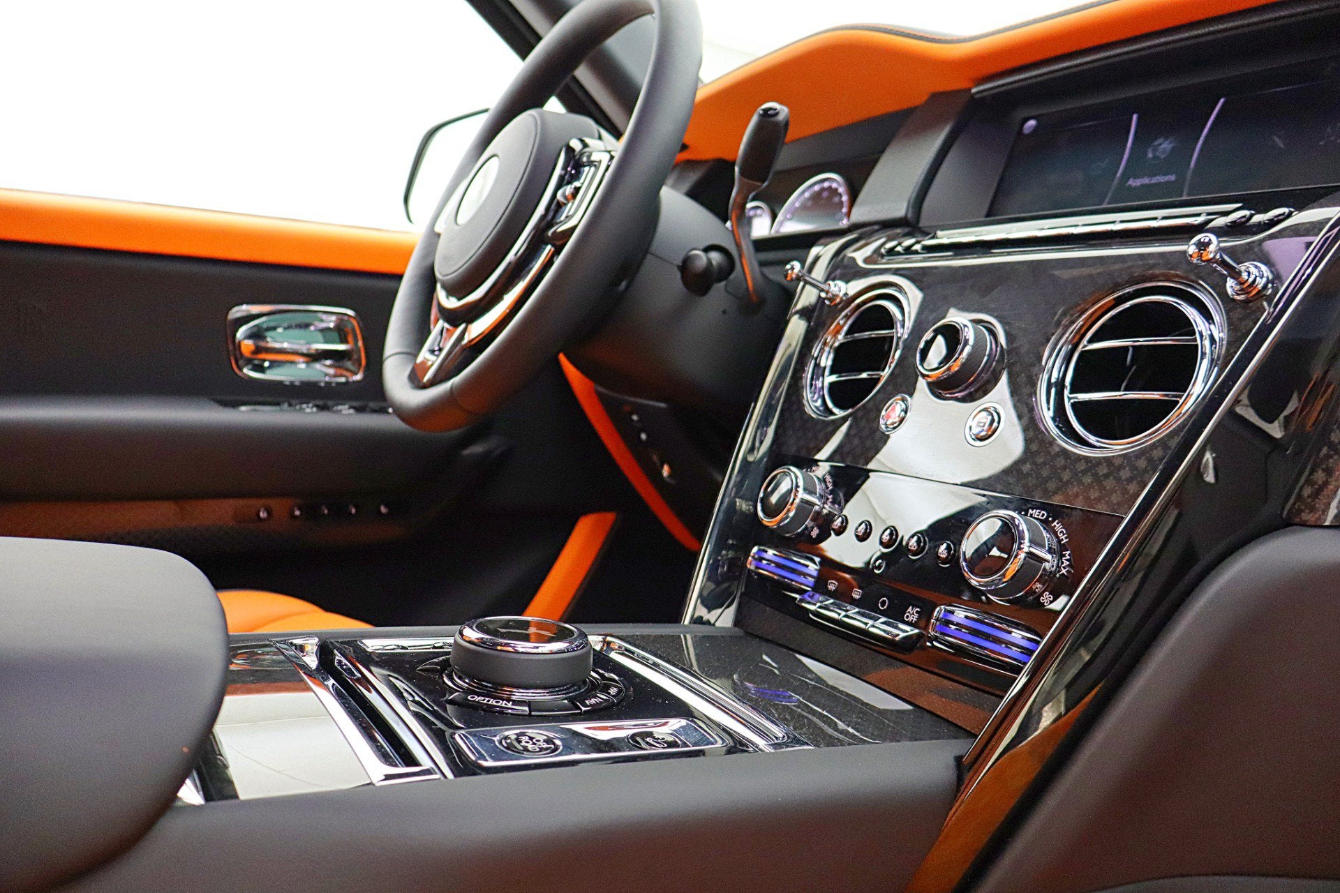 2023 Rolls-Royce Black Badge Cullinan