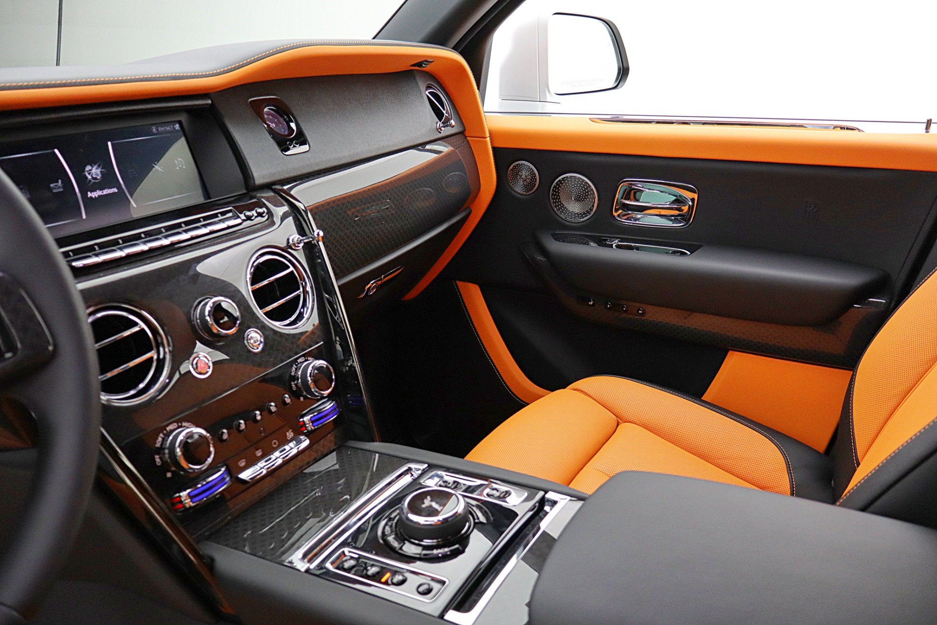 2023 Rolls-Royce Black Badge Cullinan