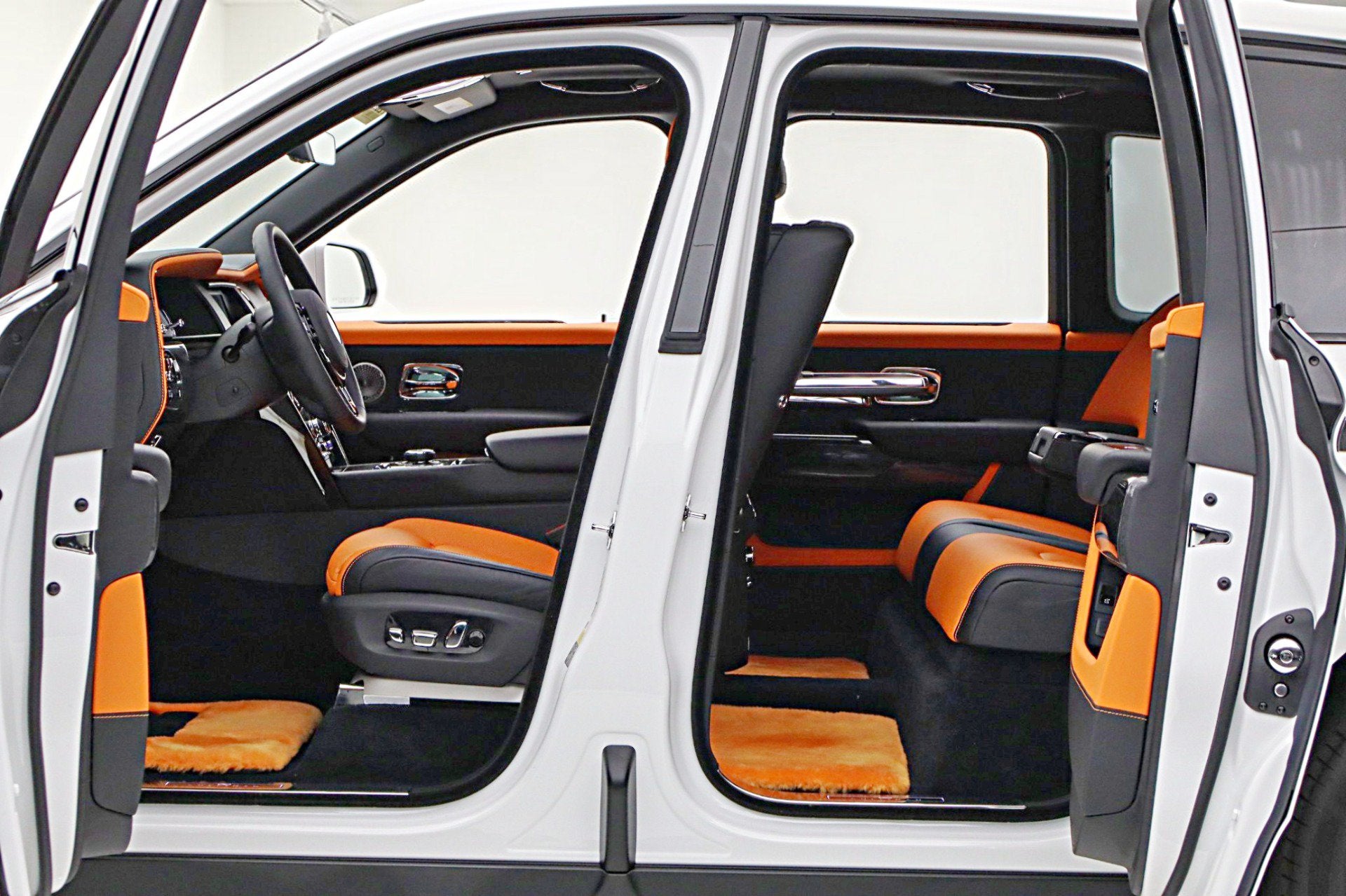 2023 Rolls-Royce Black Badge Cullinan