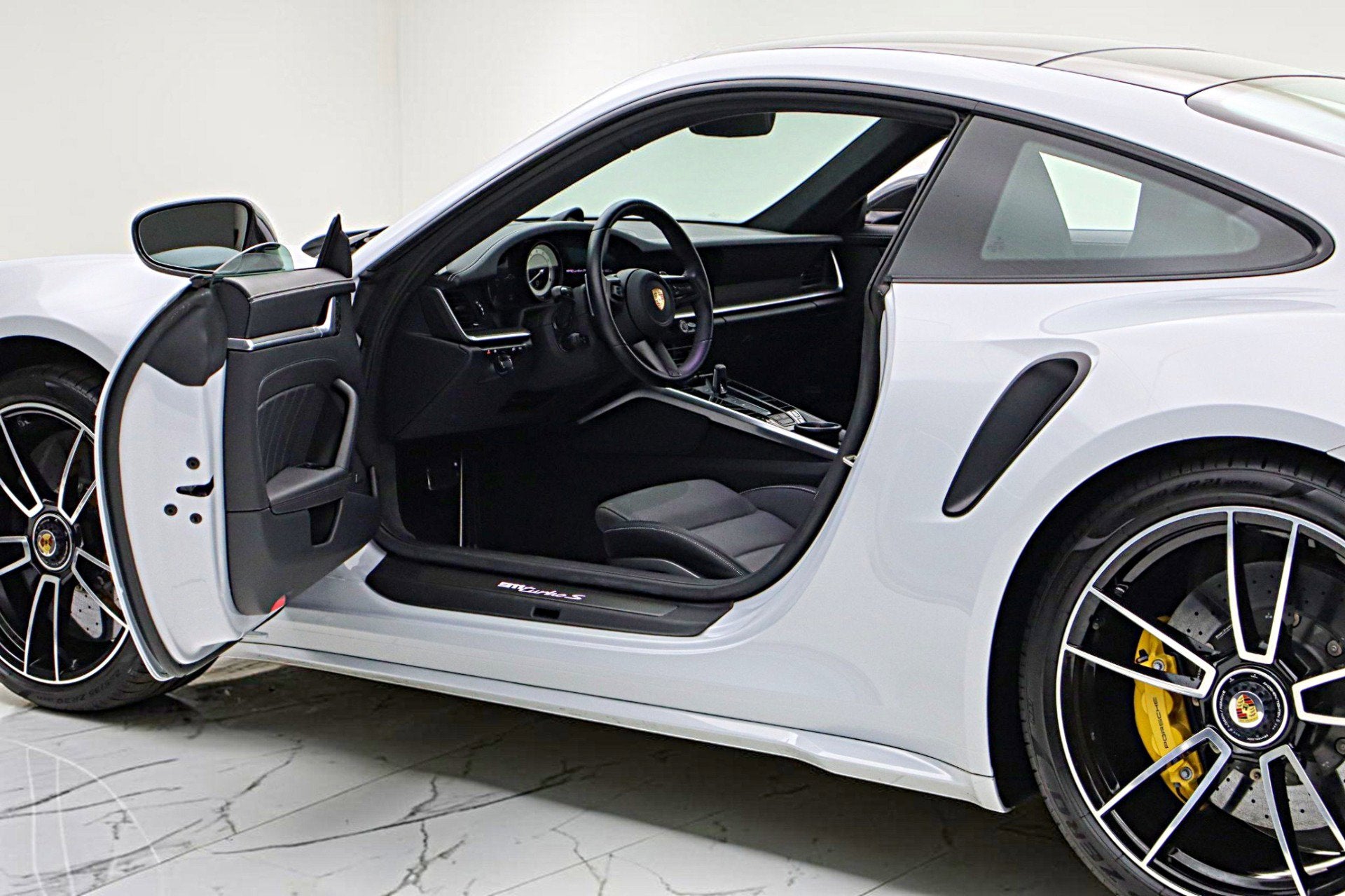 2023 Porsche 911 Turbo S