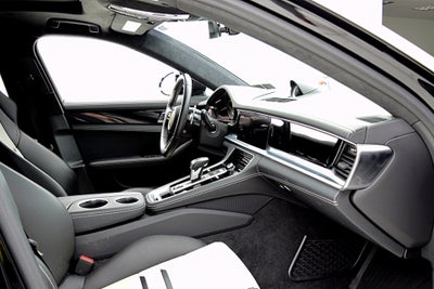 2023 Porsche Panamera GTS