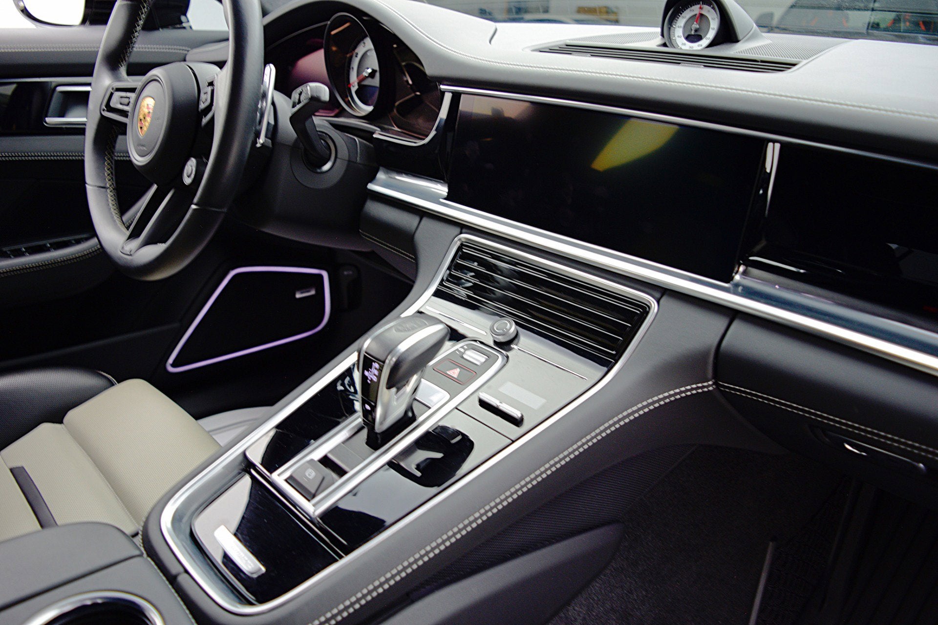 2023 Porsche Panamera GTS