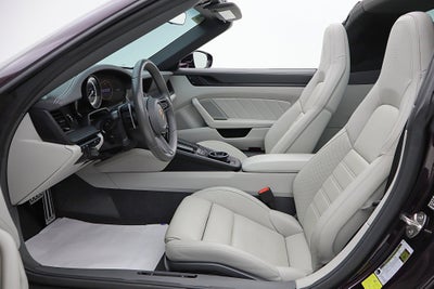 2024 Porsche 911 Targa 4 GTS