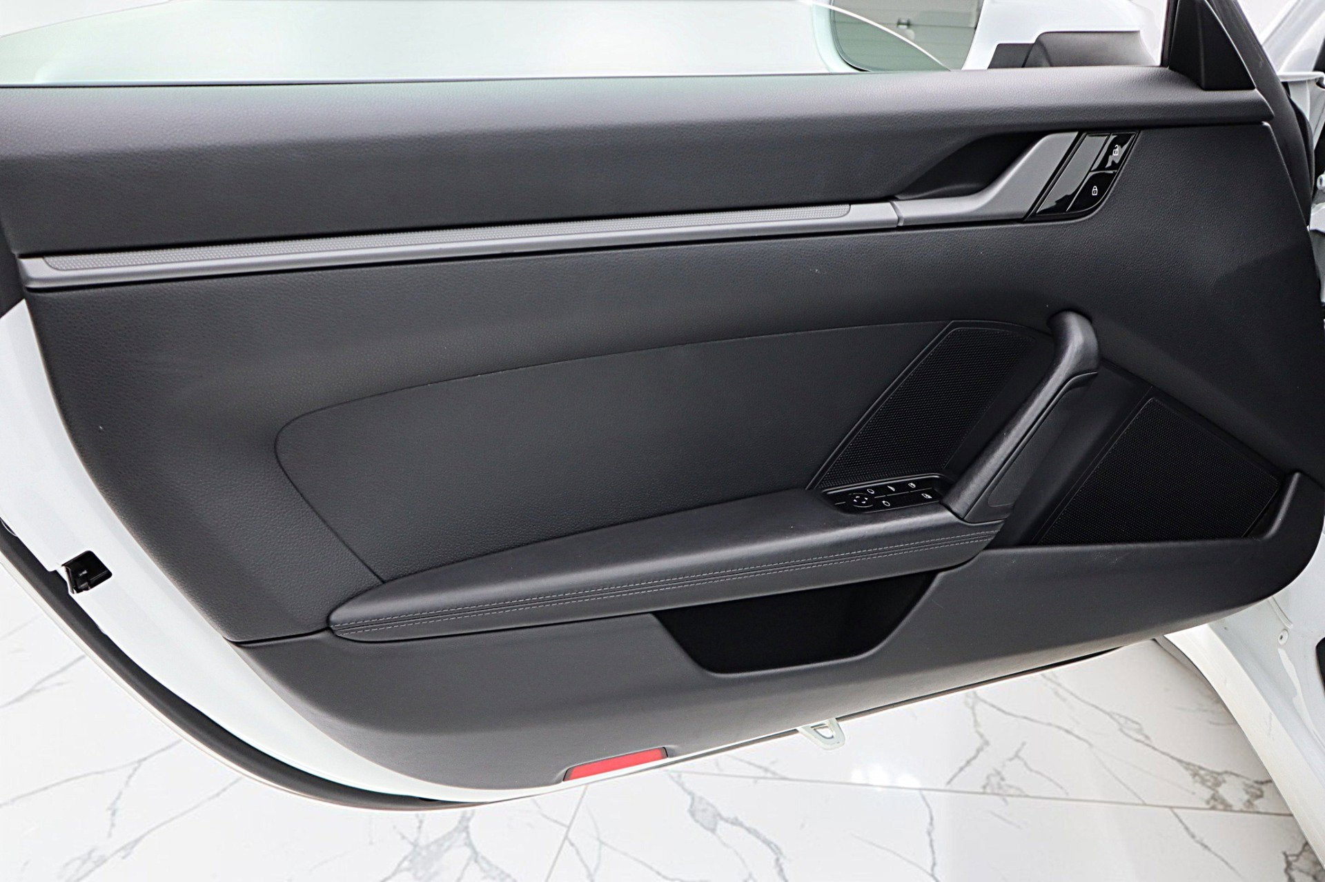 2020 Porsche 911 Carrera Cabriolet