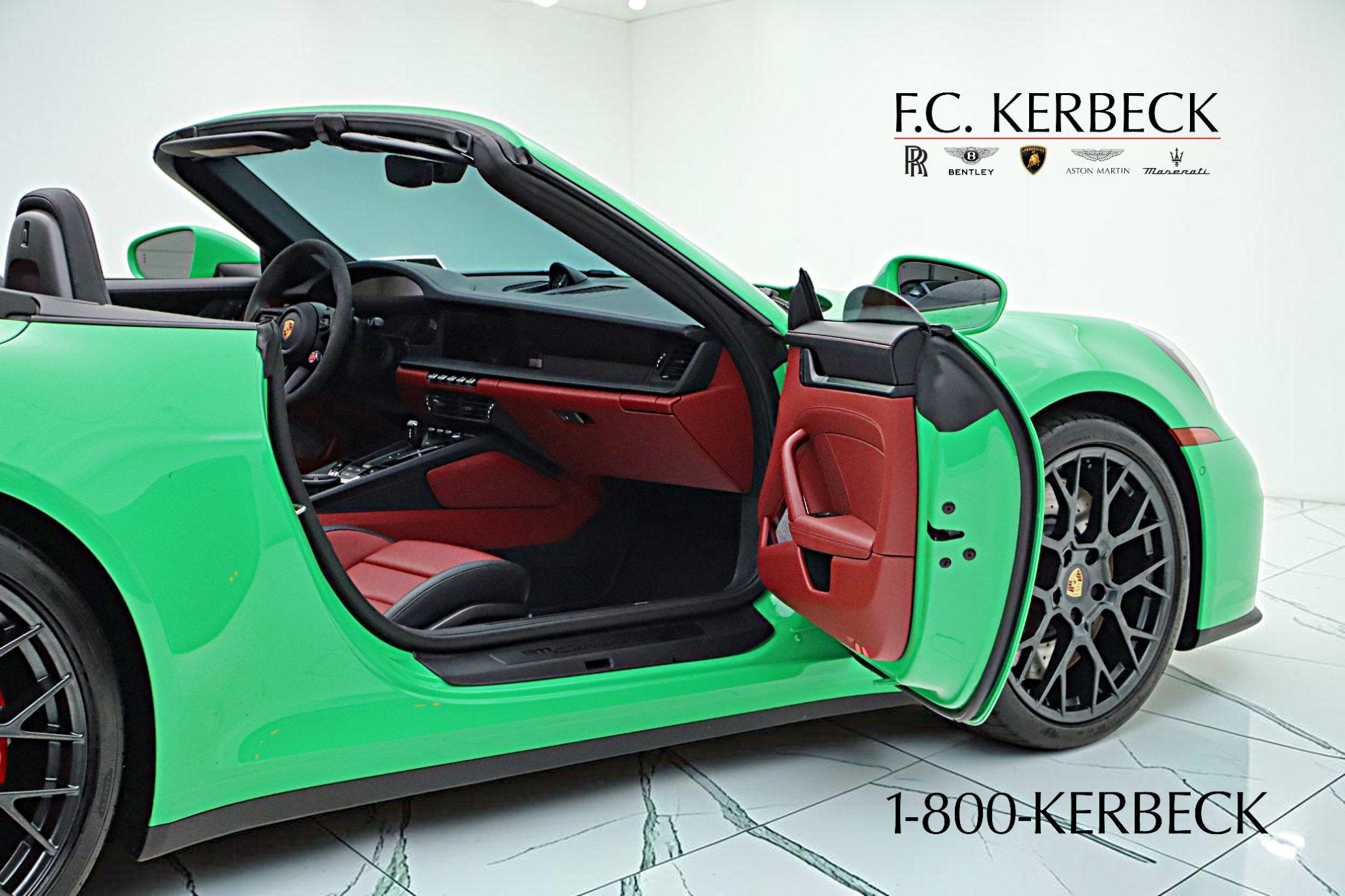 2025 Porsche 911 Carrera GTS T-Hybrid