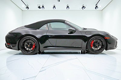 2026 Porsche 911 Carrera 4 GTS T-Hybrid Cabriolet