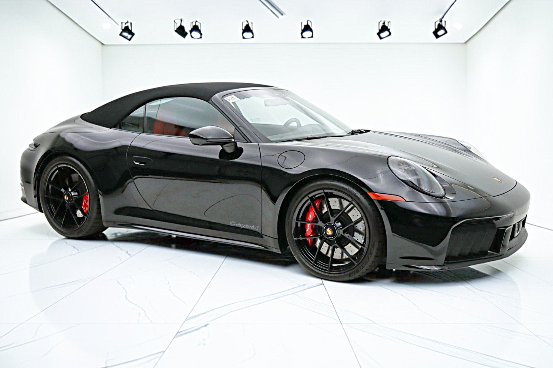 2026 Porsche 911 Carrera 4 GTS T-Hybrid Cabriolet