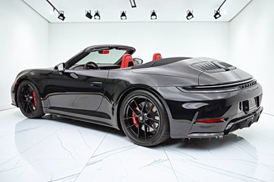 2026 Porsche 911 Carrera 4 GTS T-Hybrid Cabriolet