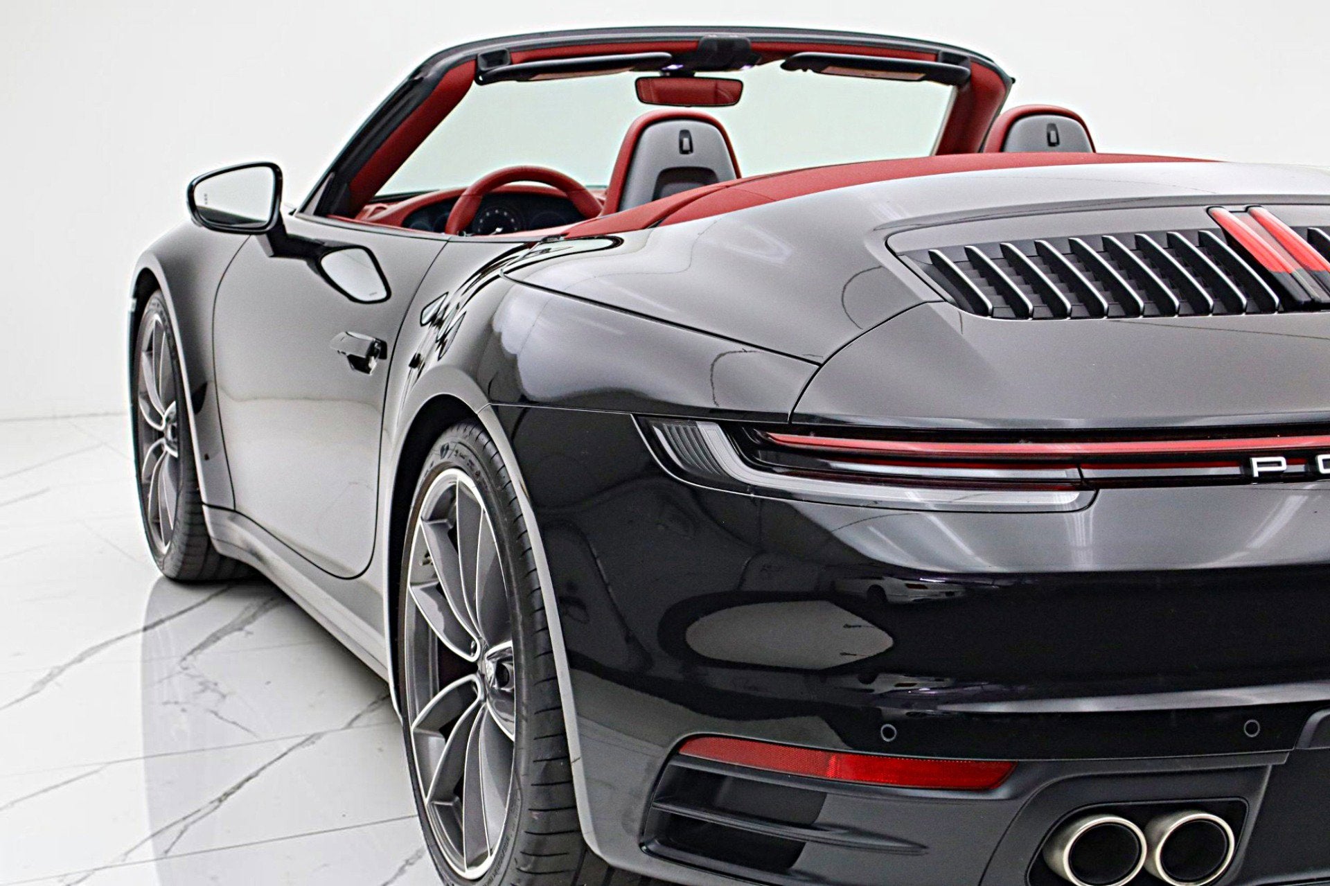 2020 Porsche 911 Carrera 4S Cabriolet