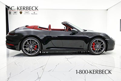 2020 Porsche 911 Carrera 4S Cabriolet
