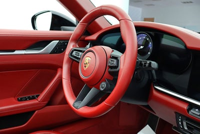 2020 Porsche 911 Carrera 4S Cabriolet