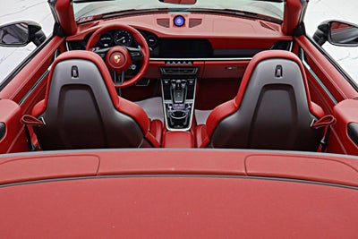 2020 Porsche 911 Carrera 4S Cabriolet