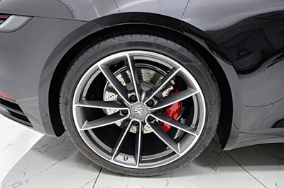2020 Porsche 911 Carrera 4S Cabriolet