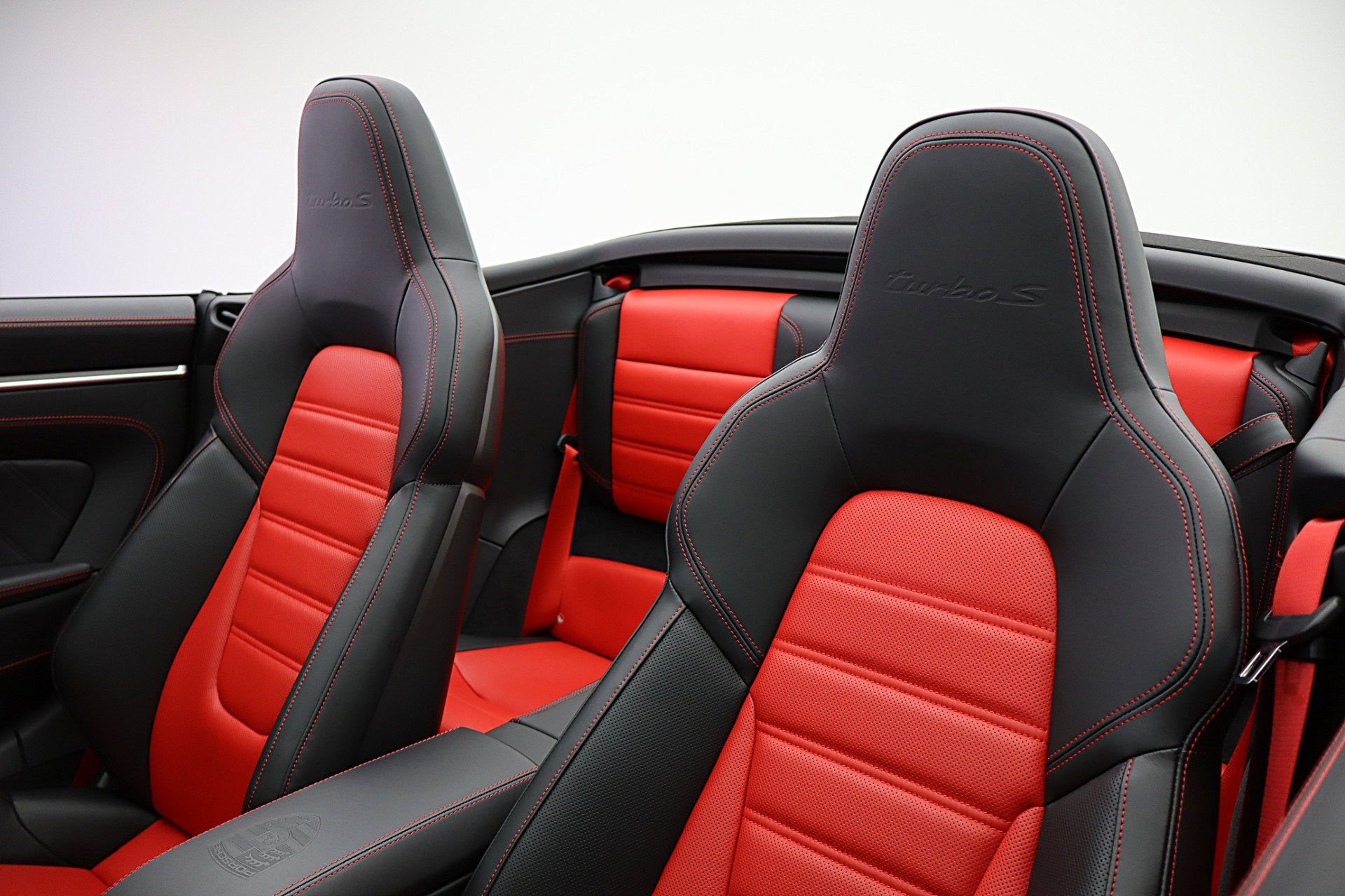 2023 Porsche 911 Turbo S Cabriolet