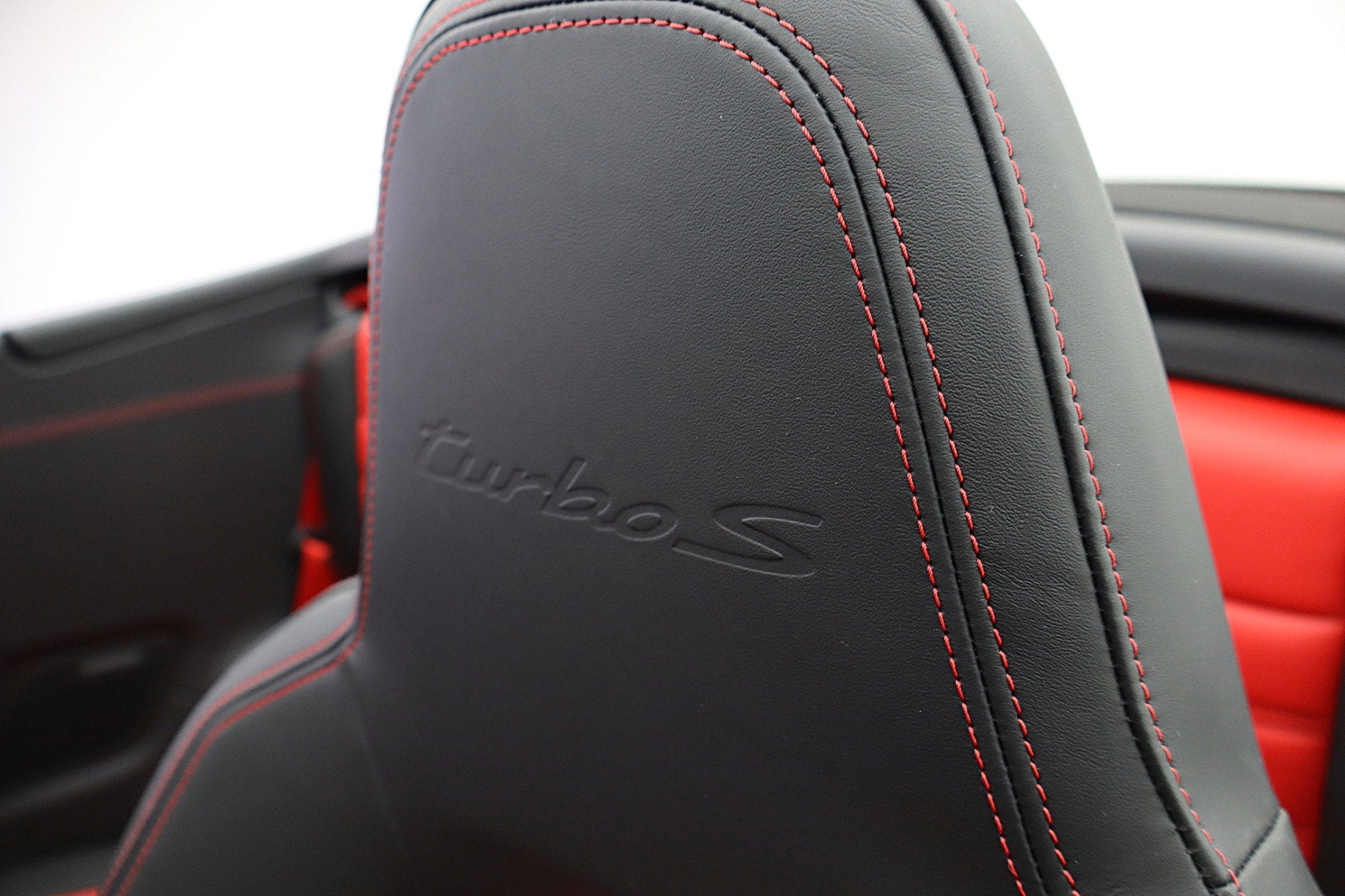 2023 Porsche 911 Turbo S Cabriolet