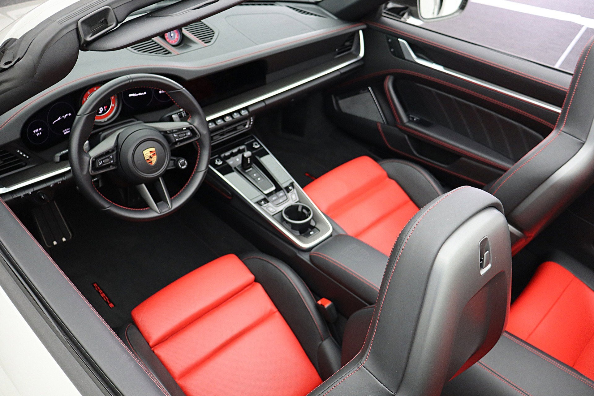 2023 Porsche 911 Turbo S Cabriolet