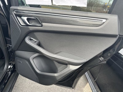 2021 Porsche Macan NA