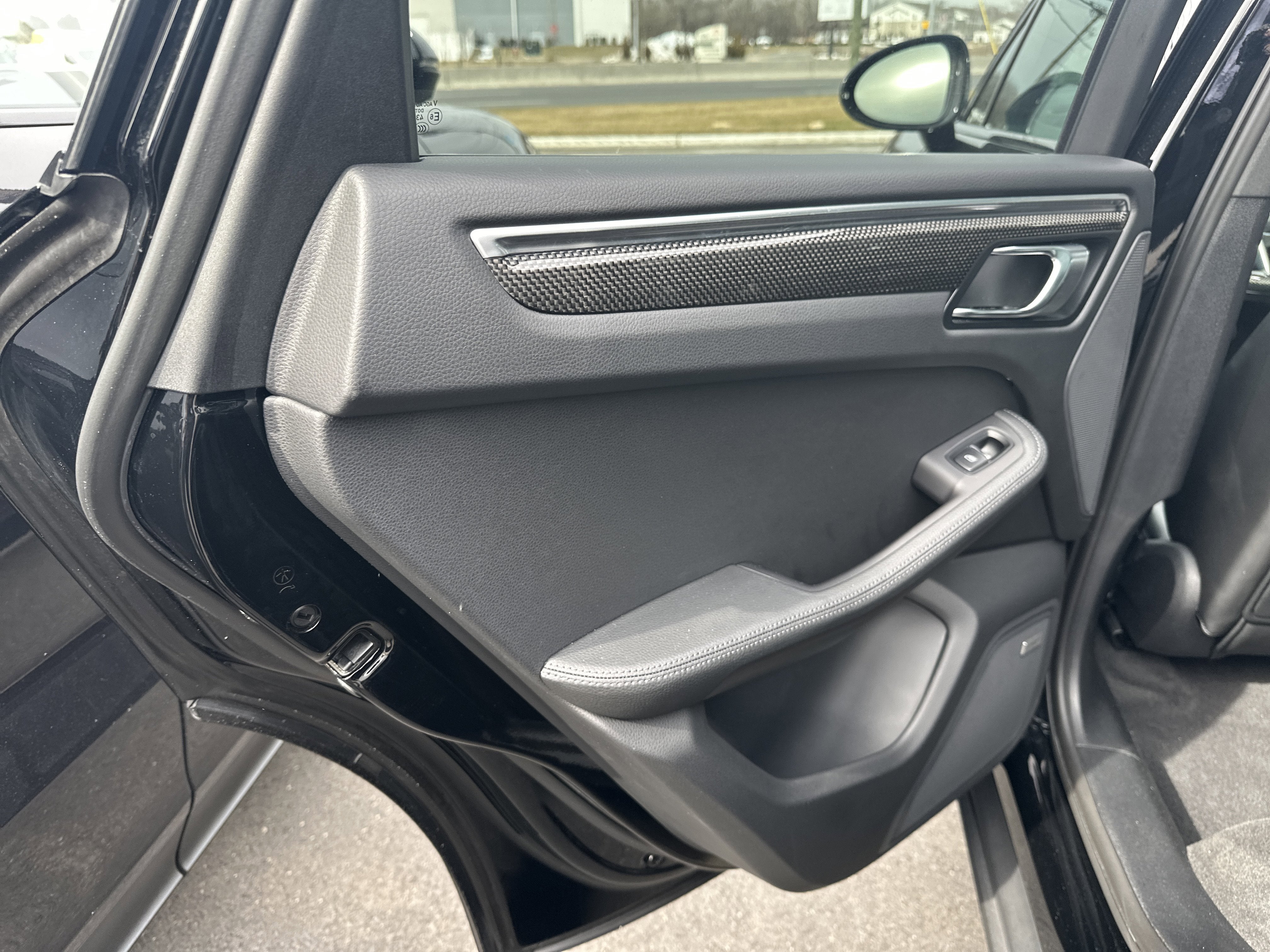 2021 Porsche Macan NA