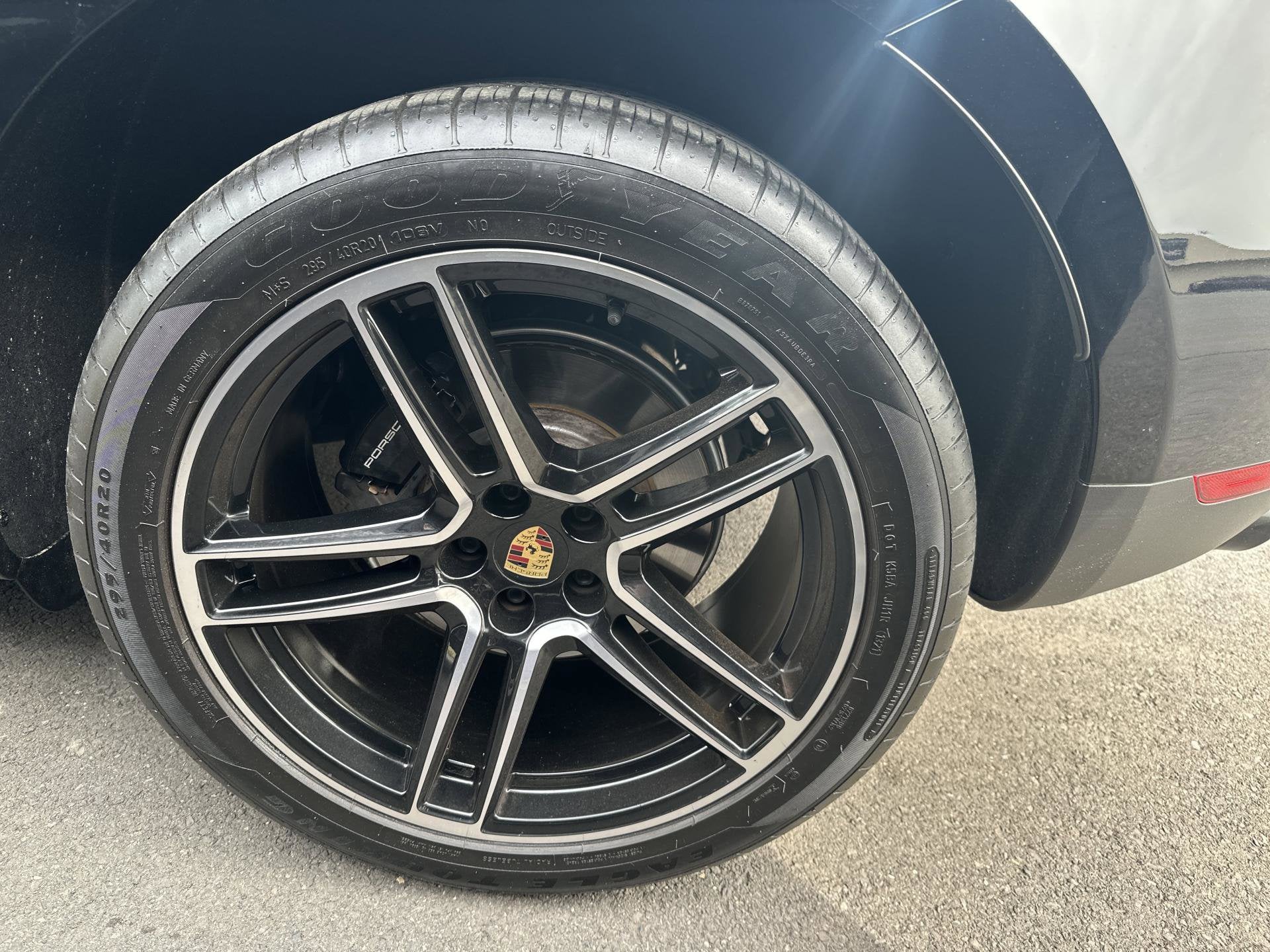 2021 Porsche Macan NA