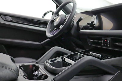 2024 Porsche Cayenne Coupe AWD