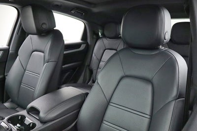 2024 Porsche Cayenne Coupe AWD