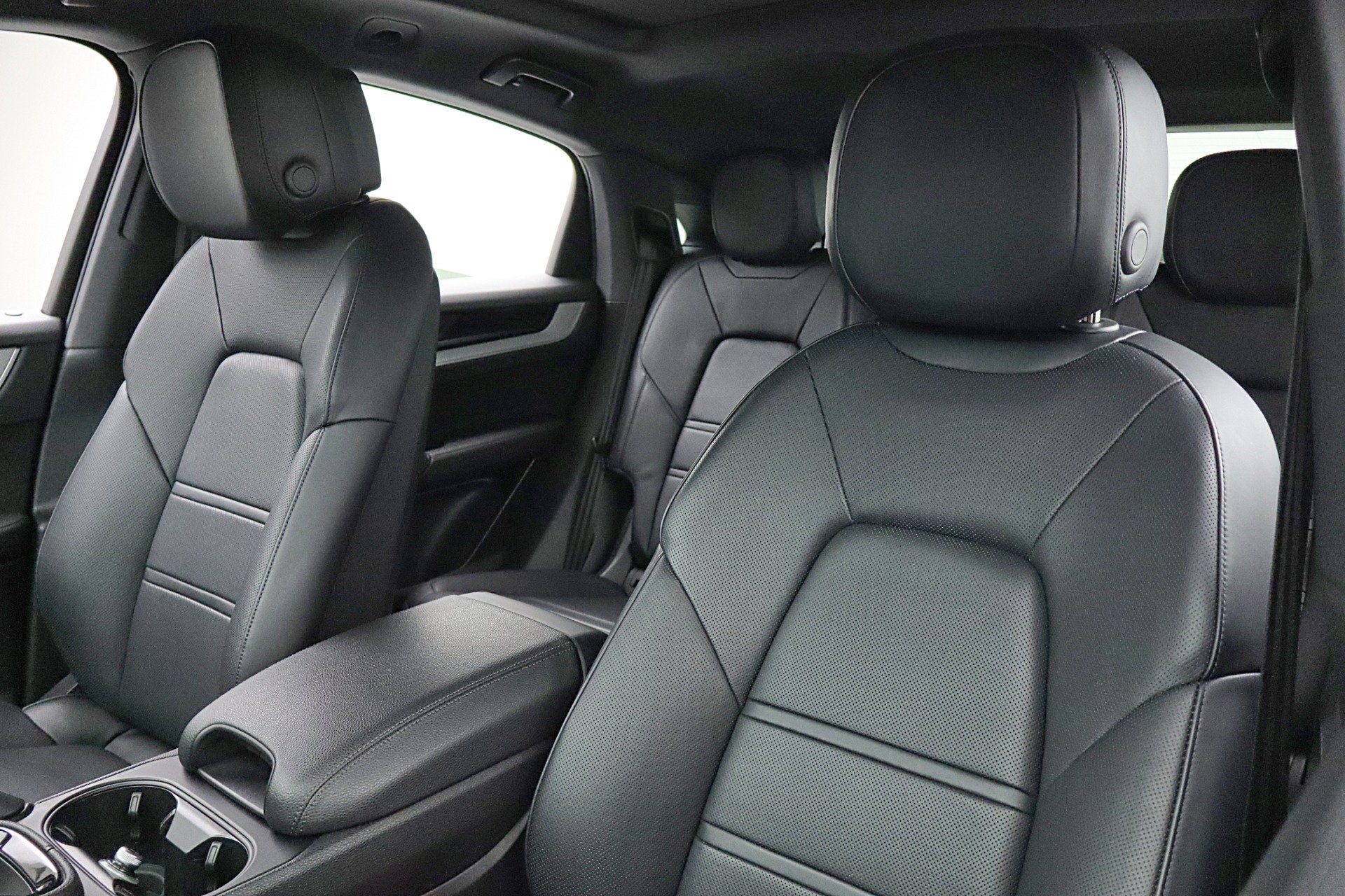 2024 Porsche Cayenne Coupe AWD