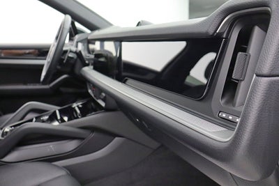 2024 Porsche Cayenne Coupe AWD