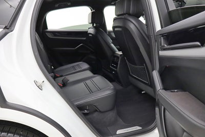 2024 Porsche Cayenne Coupe AWD