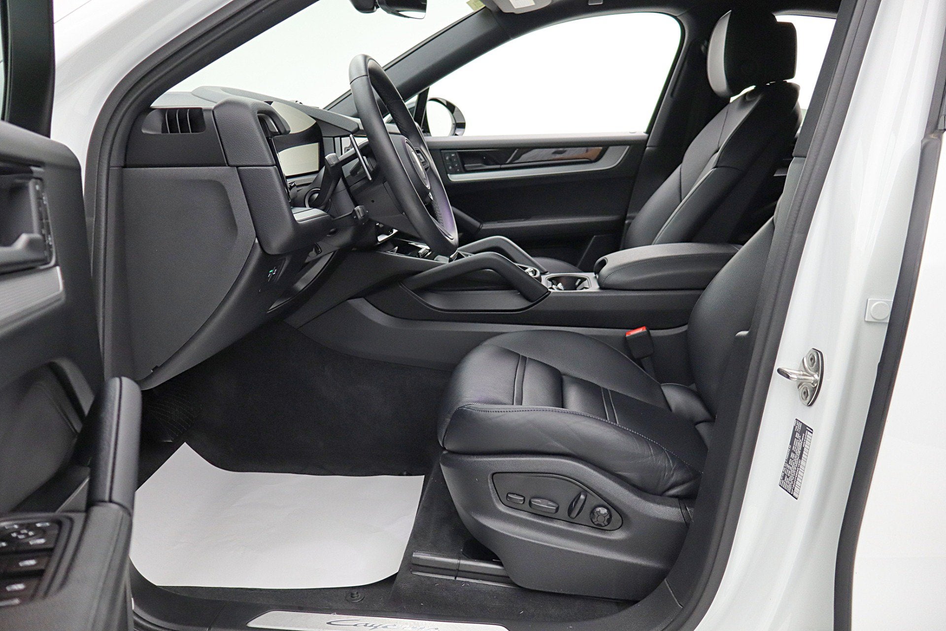 2024 Porsche Cayenne Coupe AWD