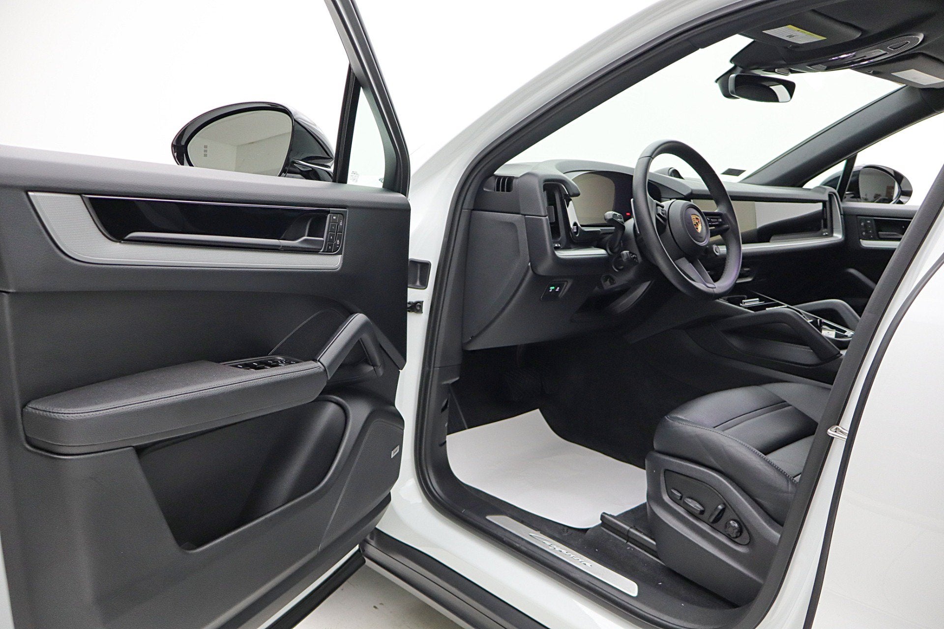 2024 Porsche Cayenne Coupe AWD
