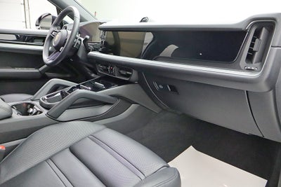 2024 Porsche Cayenne Coupe AWD