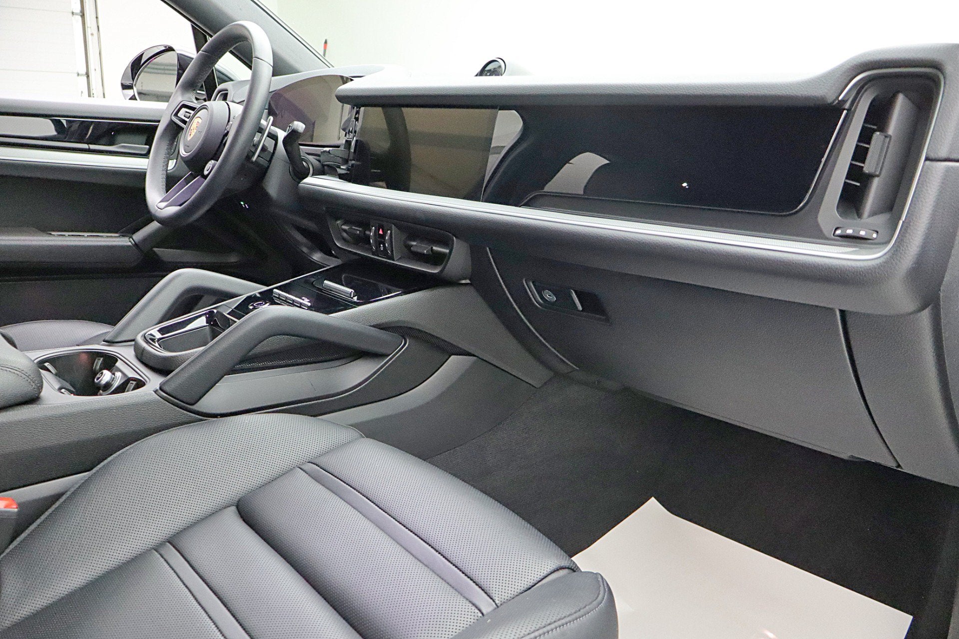 2024 Porsche Cayenne Coupe AWD