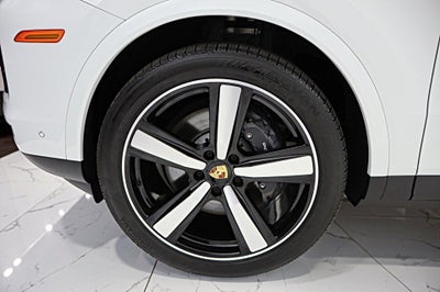 2024 Porsche Cayenne Coupe AWD