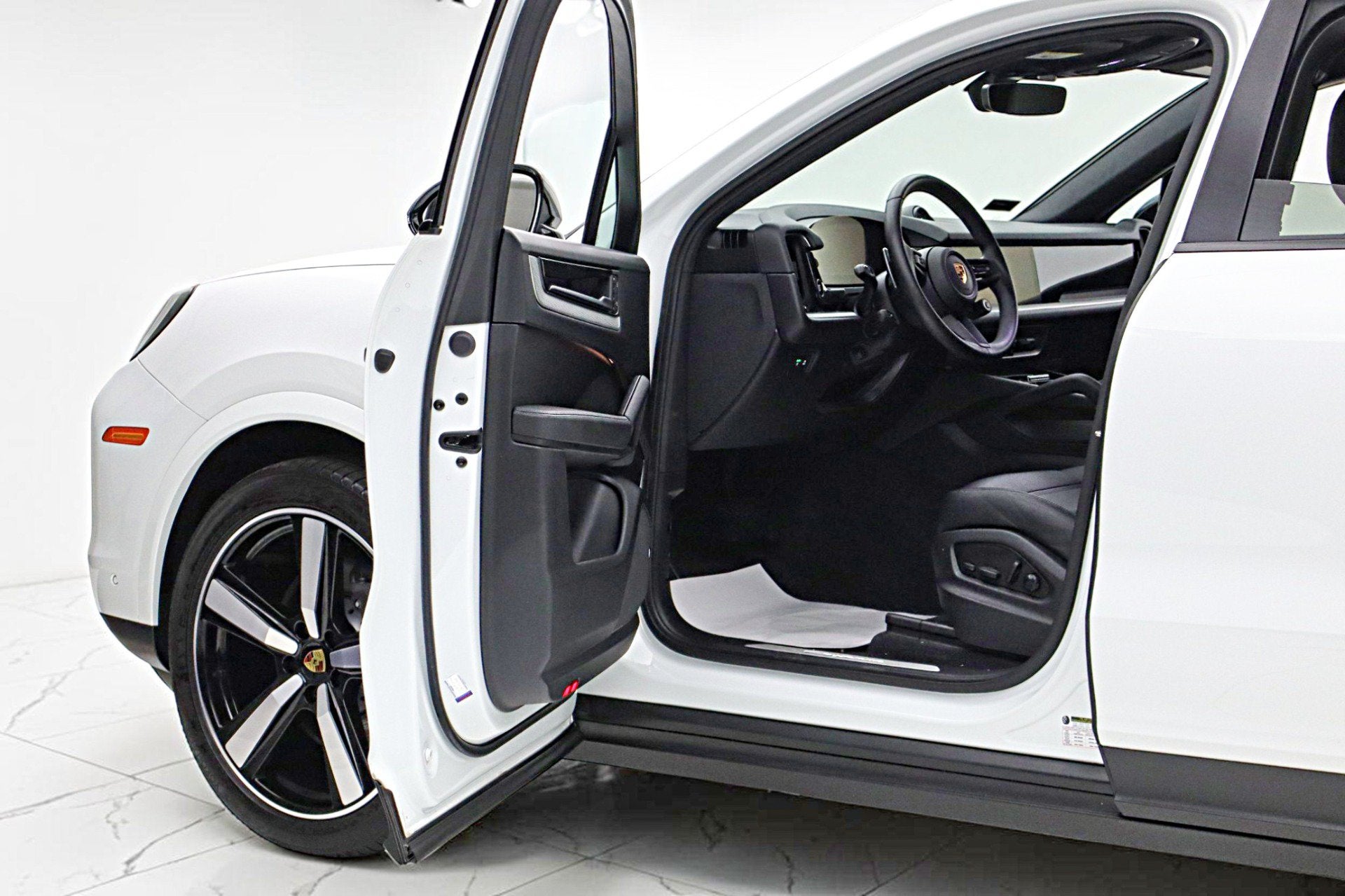 2024 Porsche Cayenne Coupe AWD