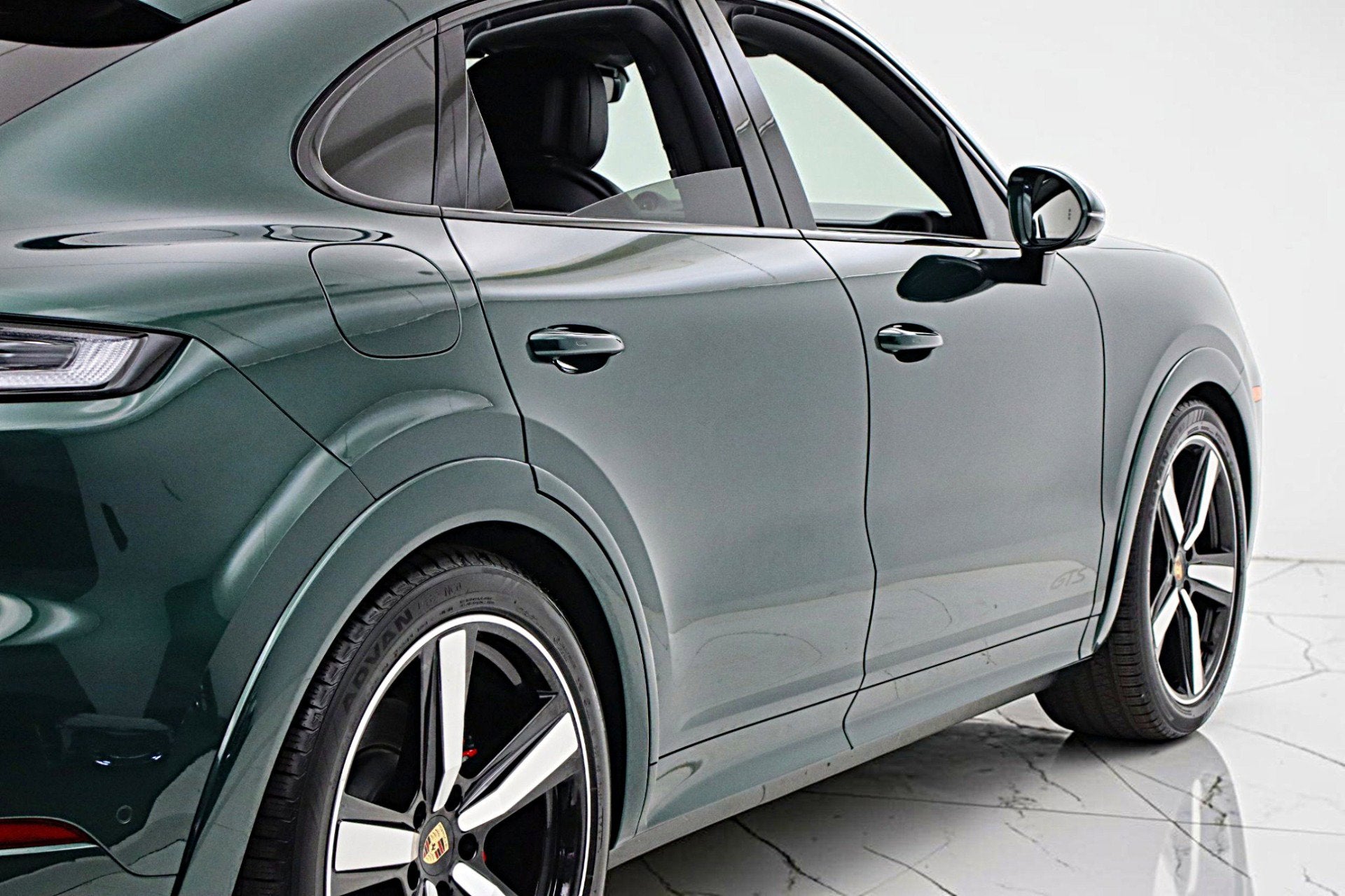 2025 Porsche Cayenne GTS Coupe AWD