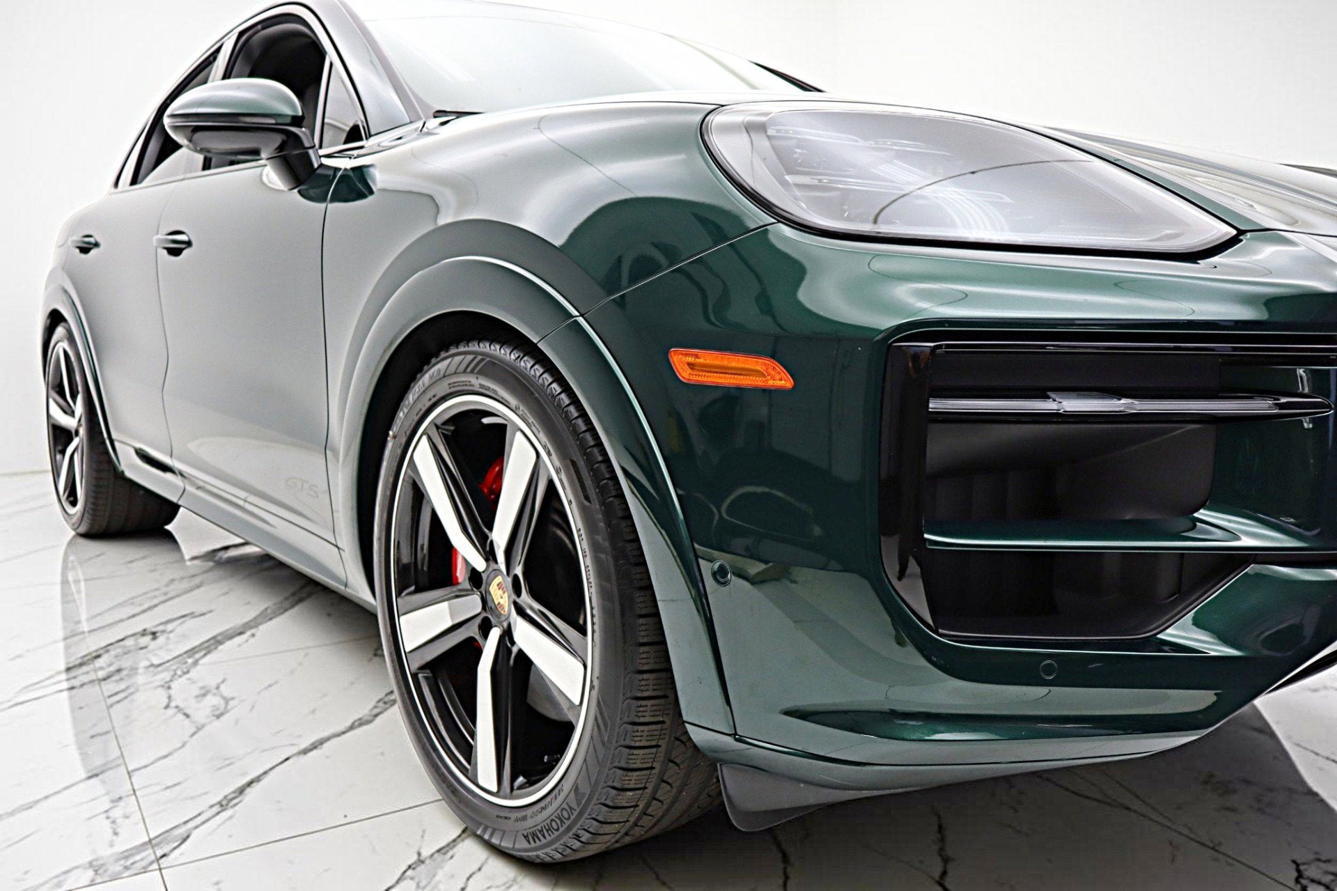 2025 Porsche Cayenne GTS Coupe AWD
