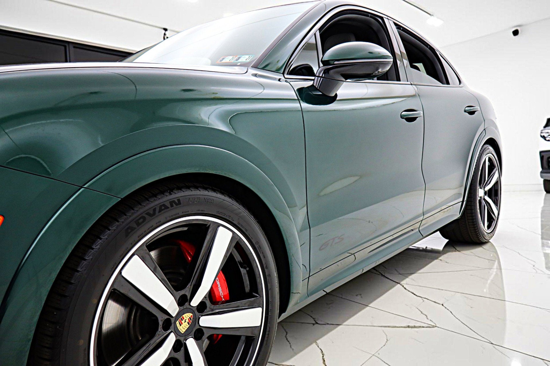 2025 Porsche Cayenne GTS Coupe AWD