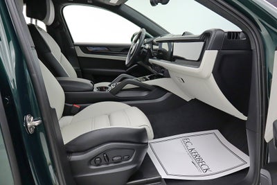 2025 Porsche Cayenne GTS Coupe AWD