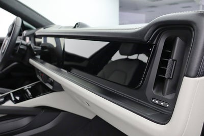 2025 Porsche Cayenne GTS Coupe AWD