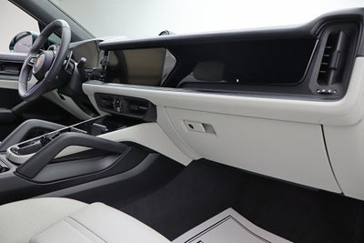2025 Porsche Cayenne GTS Coupe AWD