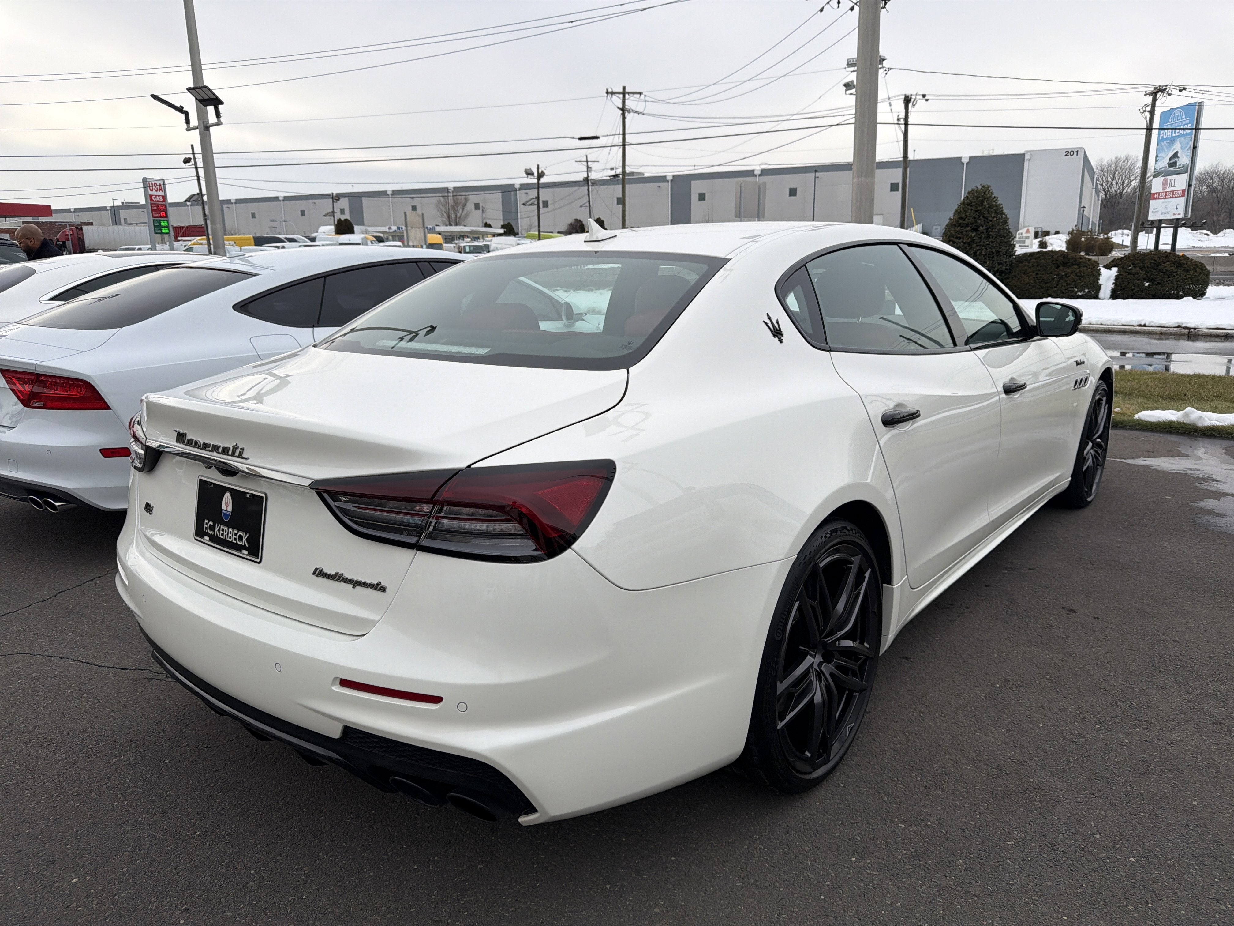 2022 Maserati Quattroporte Modena Q4