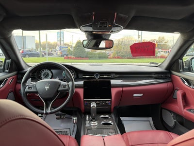 2022 Maserati Quattroporte Modena Q4