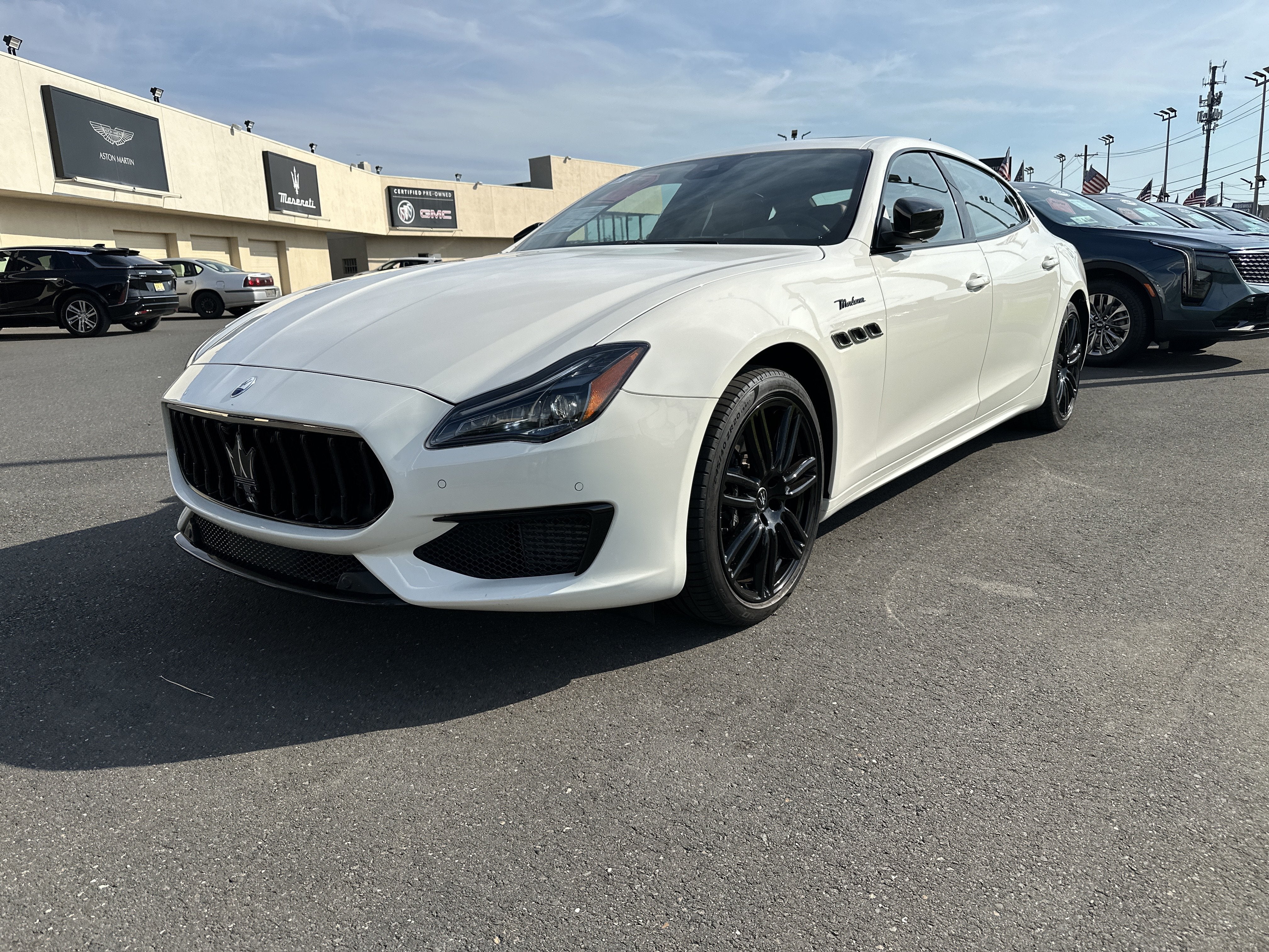 2023 Maserati Quattroporte Modena Q4