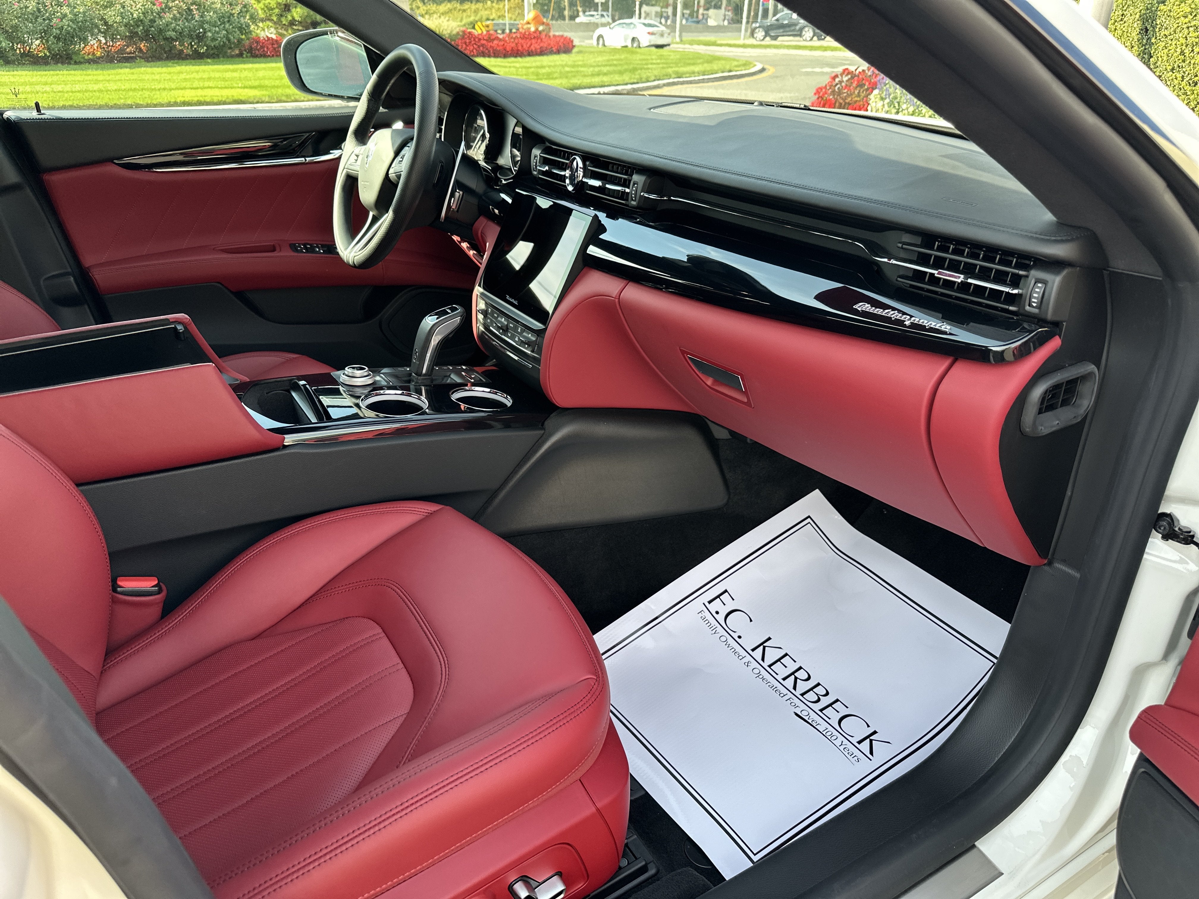 2023 Maserati Quattroporte Modena Q4