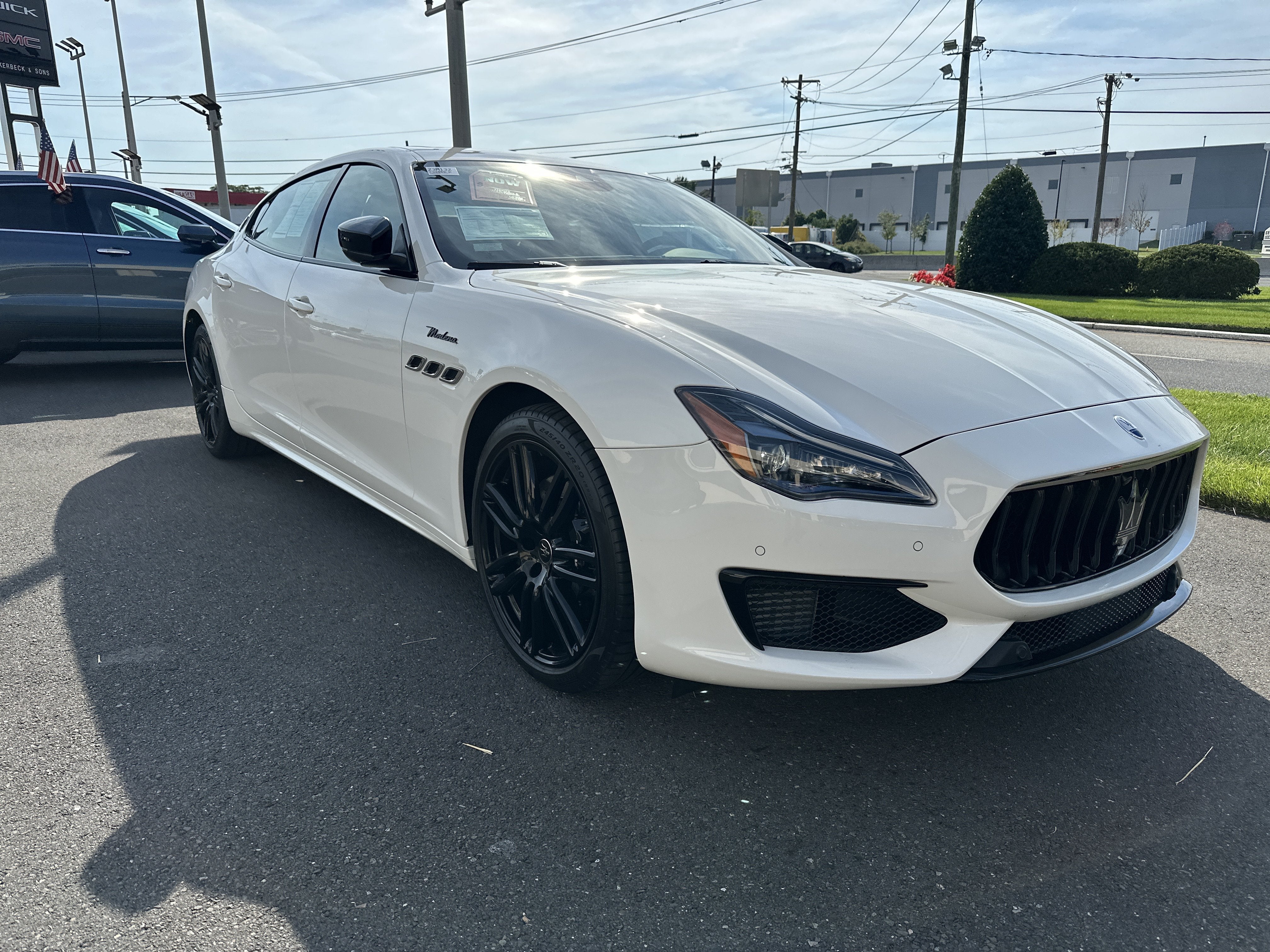 2023 Maserati Quattroporte Modena Q4