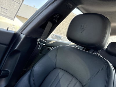 2022 Maserati Ghibli Modena Q4