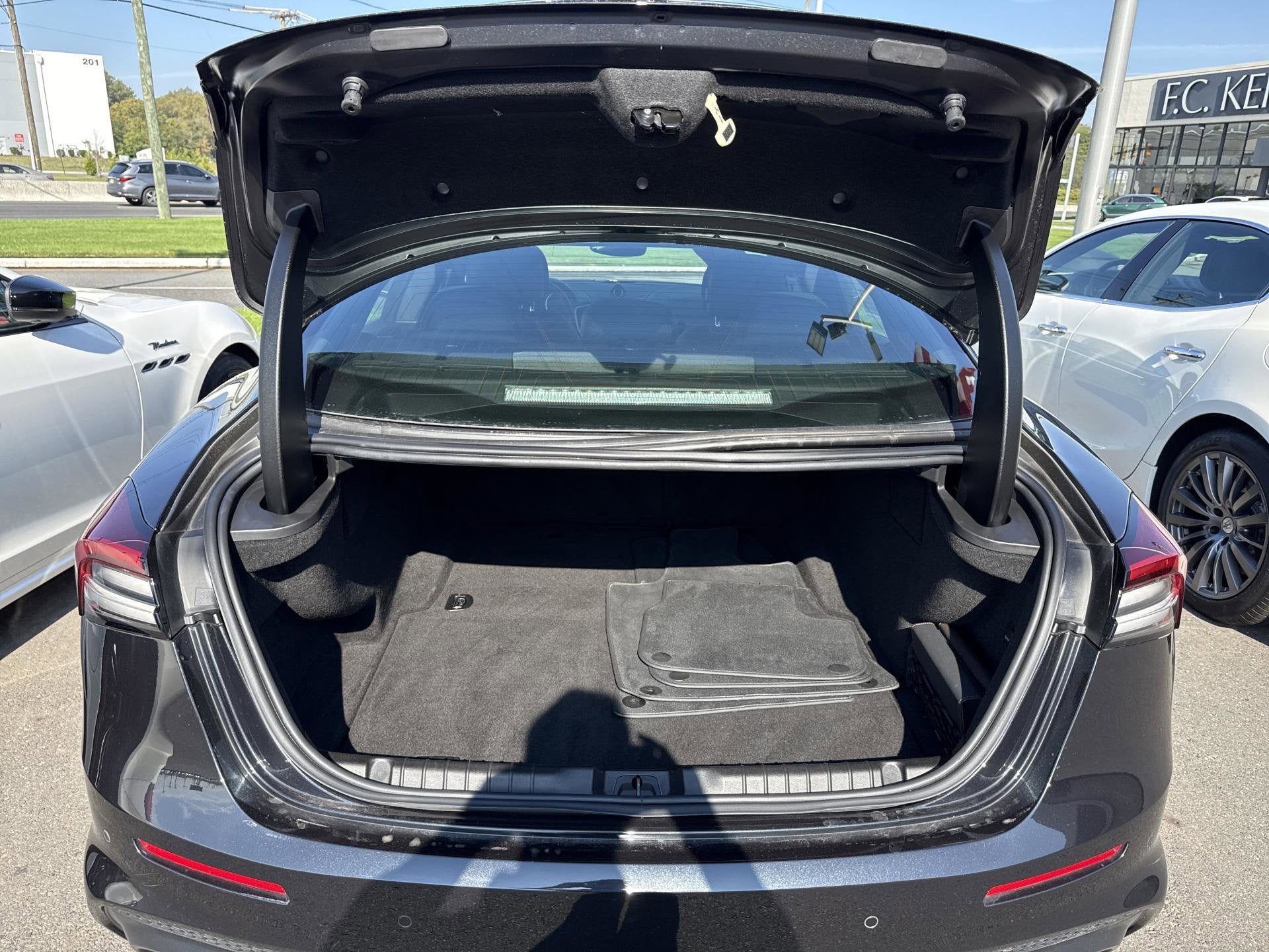 2022 Maserati Ghibli Modena Q4