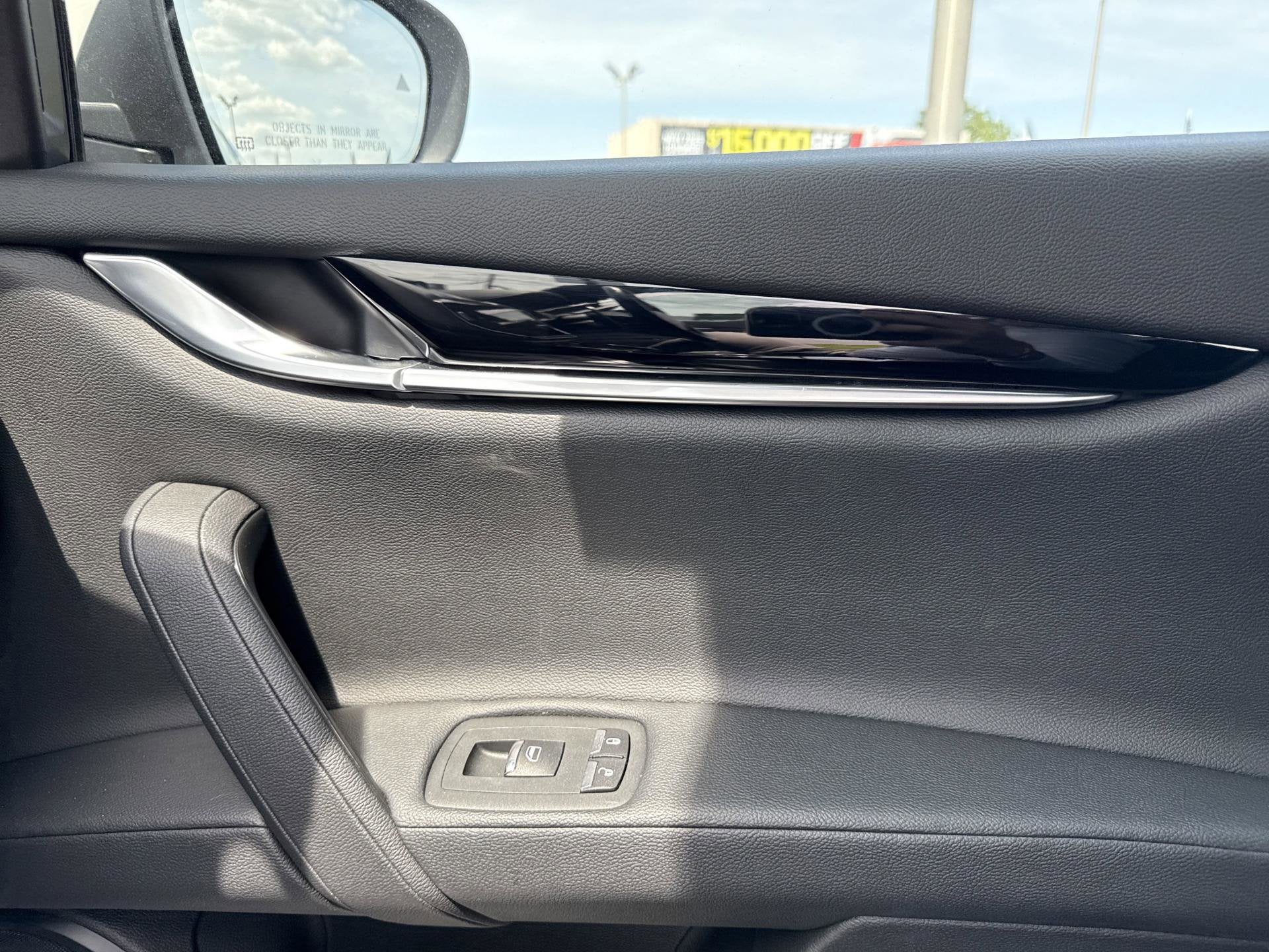 2022 Maserati Ghibli Modena Q4