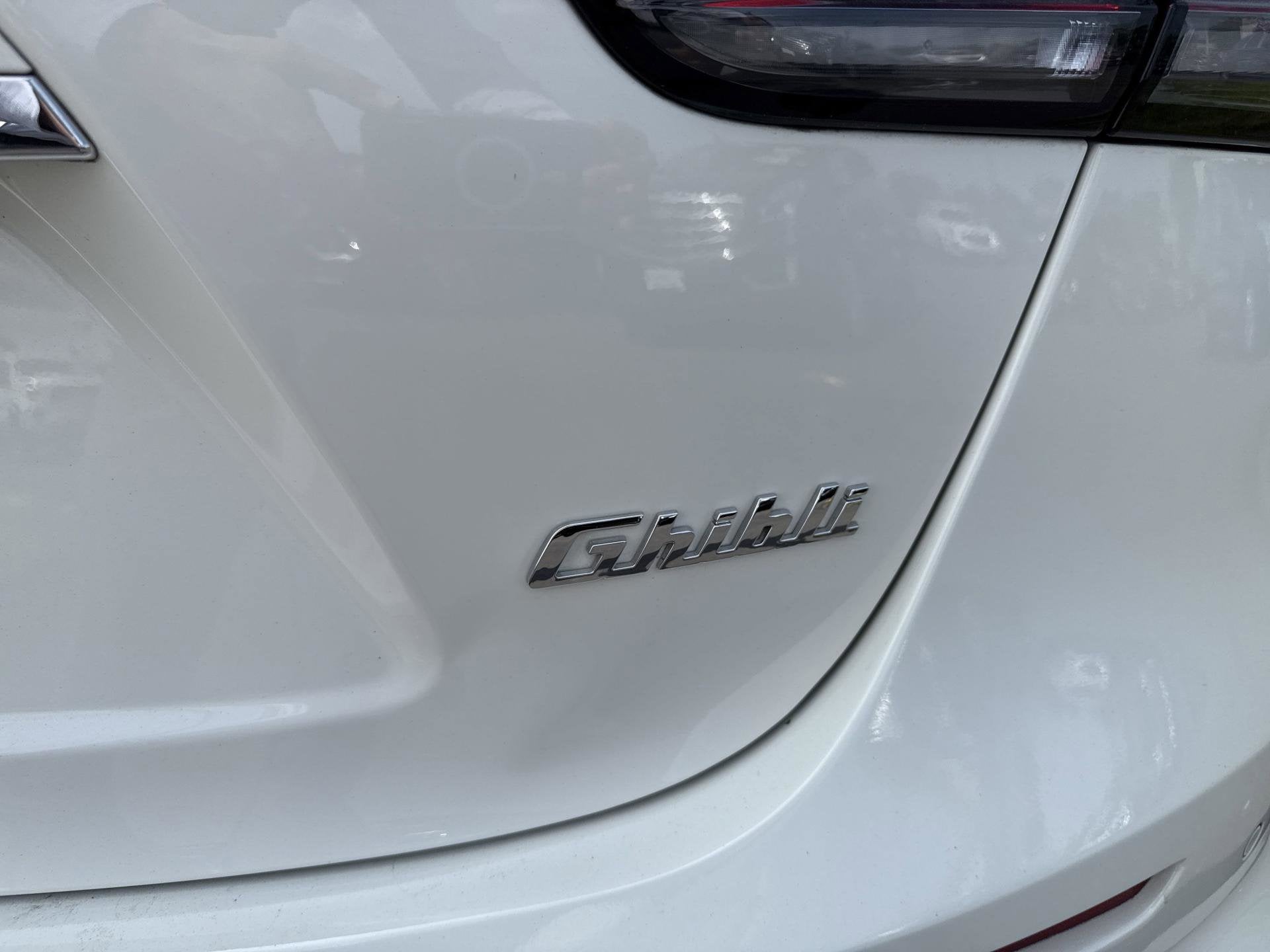 2022 Maserati Ghibli Modena Q4