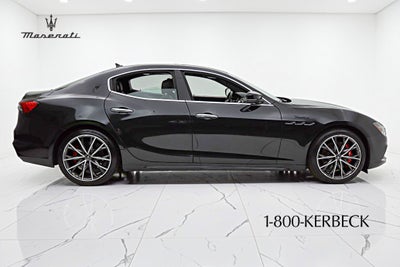 2023 Maserati Ghibli Modena Q4
